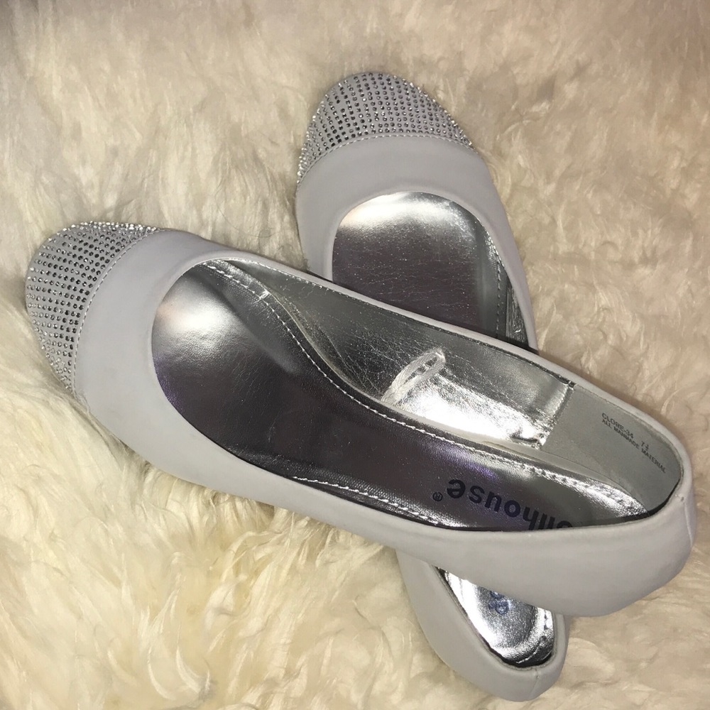 LIKE NEW Dollhouse sparkly silver flat shoes